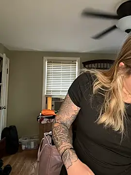 jaseyrae online show from 06-09-26, 04:51