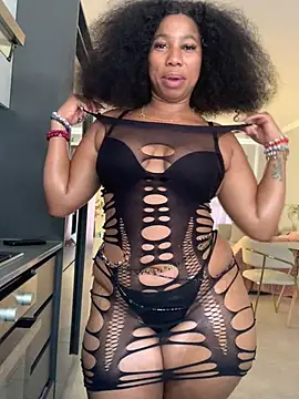 CurvyDesire1 online show from 04-05-26, 08:22