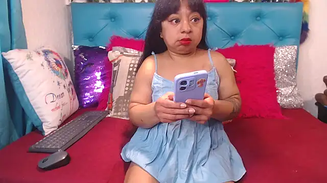 SARAWILLS online show from 03-27-26, 01:55