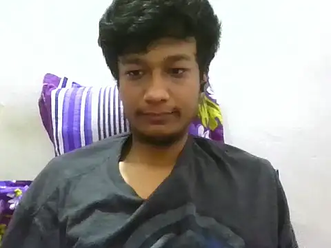 Snapshot of jimnail007 chatting on 06-12-26, 04:11 jimnail007 online show from 06-12-26, 04:11