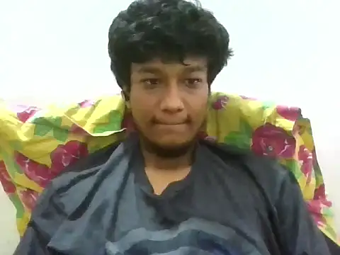 Snapshot of jimnail007 chatting on 06-25-26, 04:12 jimnail007 online show from 06-25-26, 04:12