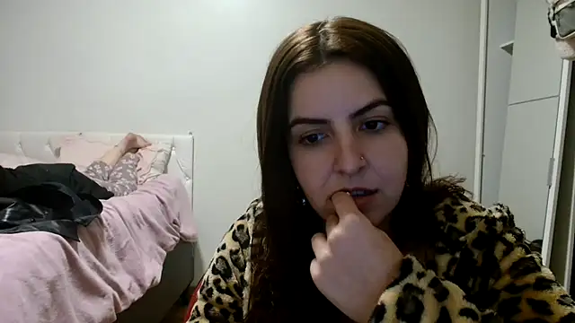 chelbyy online show from 05-26-26, 04:52