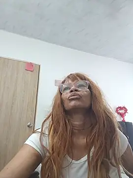 Snapshot of BustyMilf_ chatting on 07-18-26, 01:15 BustyMilf online show from 07-18-26, 01:15