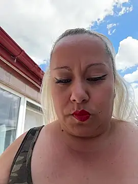 SabinaSweety online show from 05-14-26, 09:49