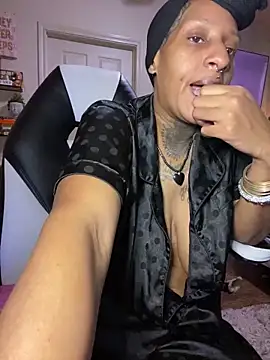 MzParker online show from 01-28-25, 03:04