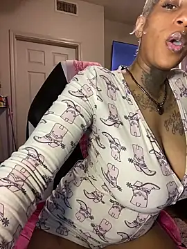 MzParker online show from 02-19-25, 06:32