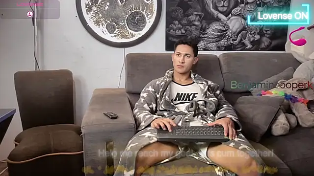 Snapshot of BenjaminCooperk chatting on 04-04-26, 06:00 BenjaminCooperk online show from 04-04-26, 06:00