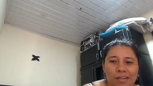 adrixxx38 online show from 05-12-26, 09:23