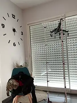 Clara-xoxo online show from 03-04-25, 02:32