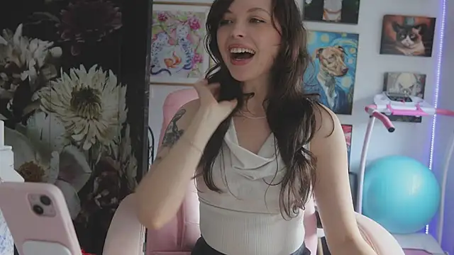 makiyahbelle online show from 02-16-26, 03:57