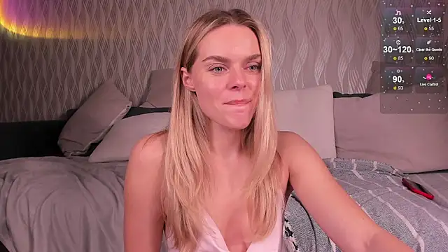 CharliSweet online show from 12-22-25, 02:14