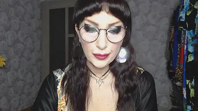 Aziza1 online show from 12-14-25, 11:59