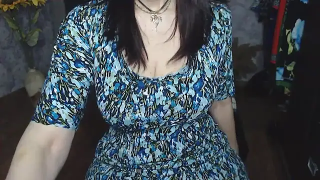 Aziza1 online show from 04-15-26, 07:58