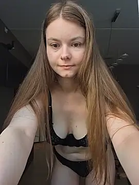 AnnaSweet18 online show from 07-15-26, 04:45