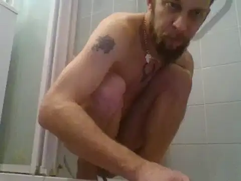 Snapshot of Myckeul chatting on 12-02-25, 06:52 Myckeul online show from 12-02-25, 06:52