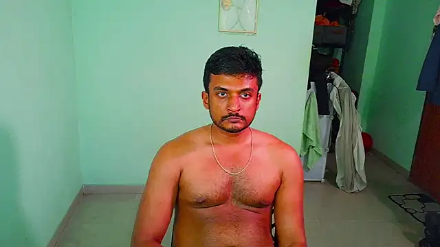 Snapshot of daringcutie chatting on 04-09-26, 07:14 daringcutie online show from 04-09-26, 07:14