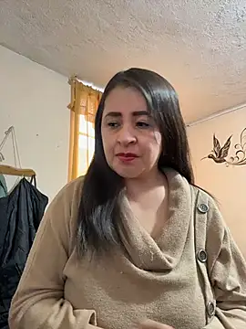 Snapshot of latinfemale chatting on 06-08-26, 09:48 latinfemale online show from 06-08-26, 09:48
