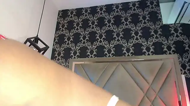 KayaBrown online show from 04-06-26, 01:45