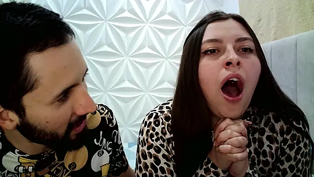 Snapshot of jerryandjessica chatting on 12-17-24, 03:39 jerryandjessica online show from 12-17-24, 03:39