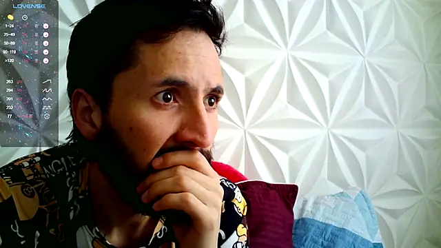 Snapshot of jerryandjessica chatting on 10-25-25, 07:19 jerryandjessica online show from 10-25-25, 07:19