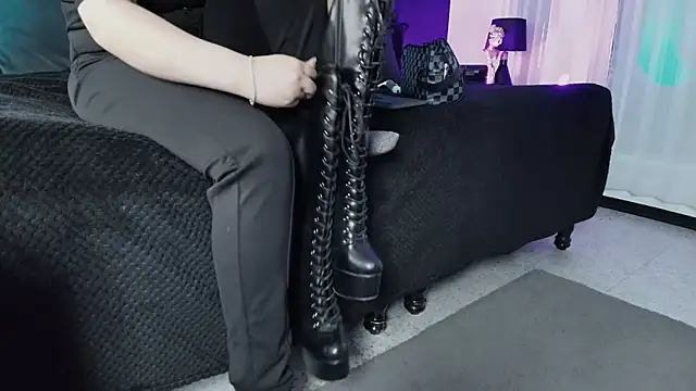  Jade 16 online show from 11-27-25, 11:56