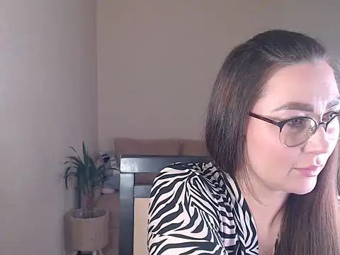 Snapshot of marishaarimova chatting on 05-15-26, 07:37 marishaarimova online show from 05-15-26, 07:37
