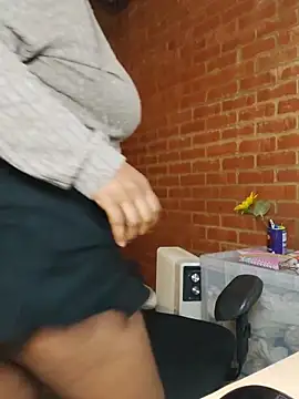 Lilybanx online show from 04-22-26, 08:54