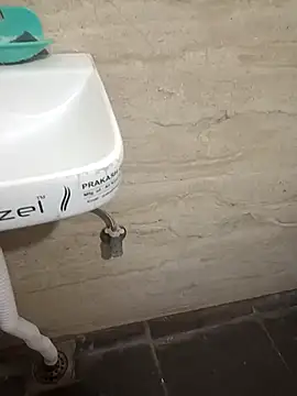 Snapshot of coolrocky346 chatting on 02-19-25, 01:51 coolrocky346 online show from 02-19-25, 01:51