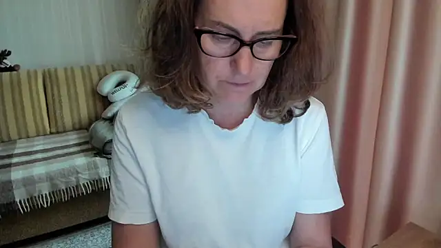 lauraoven online show from 06-09-26, 08:15