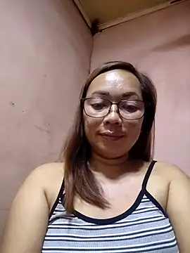 asianwet4u online show from 05-05-26, 05:10