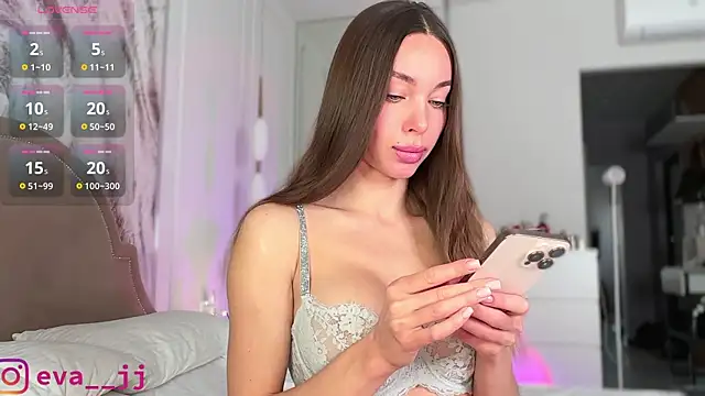 Eva JJ online show from 04-03-26, 01:58