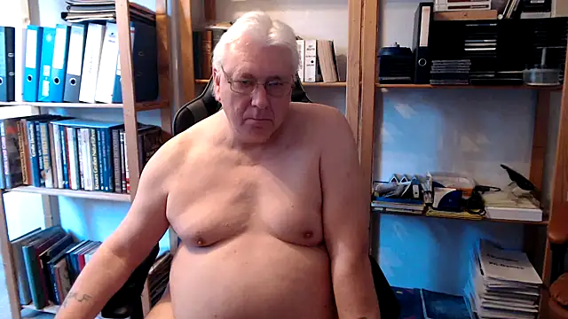 SchwanzhureXXL online show from 04-01-26, 08:59