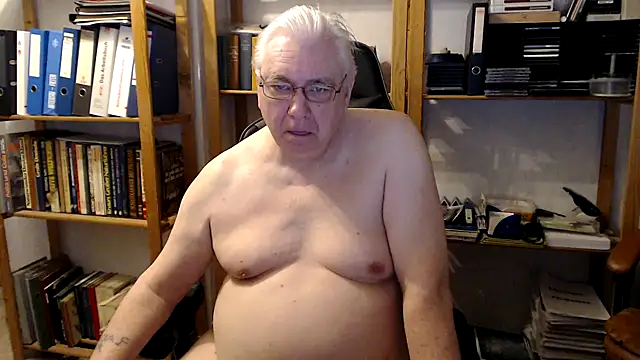 SchwanzhureXXL online show from 04-07-26, 04:35