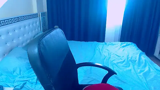 SonyaHotMilf online show from 07-24-26, 11:30