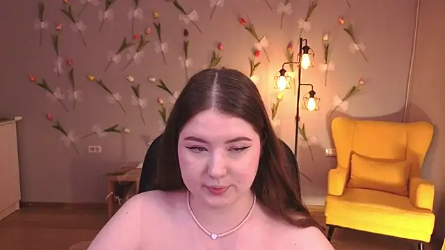 Snapshot of NicoleFoxery chatting on 06-05-26, 06:24 NicoleFoxery online show from 06-05-26, 06:24