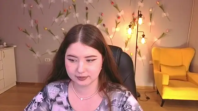 Snapshot of NicoleFoxery chatting on 06-08-26, 01:28 NicoleFoxery online show from 06-08-26, 01:28