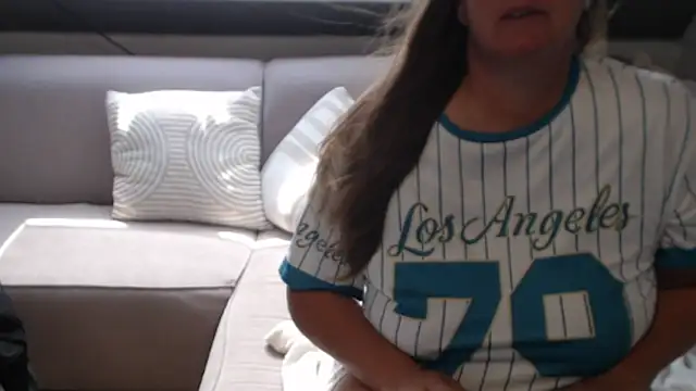 KimMitchelli online show from 07-17-26, 09:38