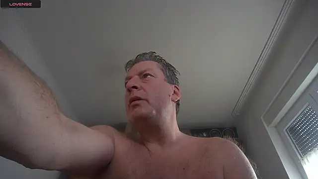 iliebetights online show from 12-22-25, 10:56