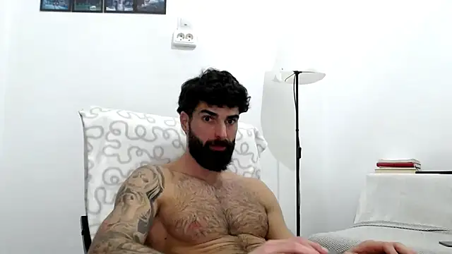 Snapshot of Verycutex chatting on 02-17-26, 01:51 Verycutex online show from 02-17-26, 01:51