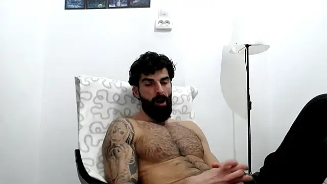 Snapshot of Verycutex chatting on 02-22-26, 09:24 Verycutex online show from 02-22-26, 09:24