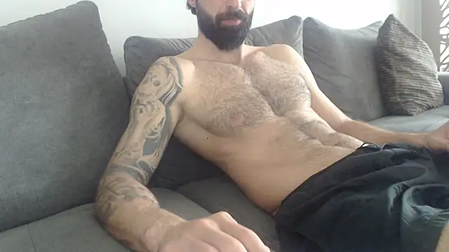 Snapshot of Verycutex chatting on 04-15-26, 05:58 Verycutex online show from 04-15-26, 05:58