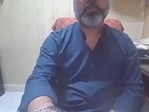 Snapshot of hairymaster95 chatting on 07-16-26, 04:29 hairymaster95 online show from 07-16-26, 04:29