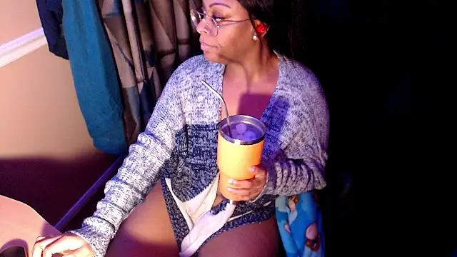 LEXIJAYNEX online show from 02-17-25, 02:26