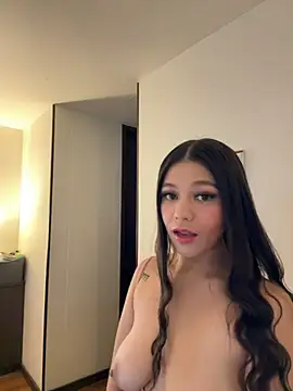 Alyshanon18 online show from 05-21-26, 08:16