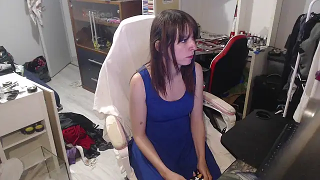 Snapshot of missthon0 chatting on 04-01-26, 01:41 missthon0 online show from 04-01-26, 01:41