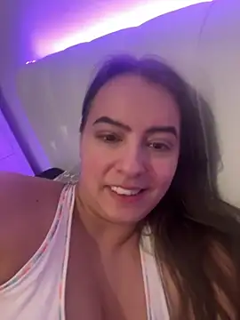 Snapshot of eleonoree chatting on 03-01-26, 08:33 eleonoree online show from 03-01-26, 08:33