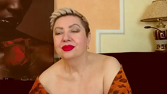 LadyPosh online show from 06-05-26, 08:03