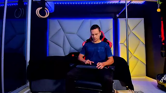 Aydenmiller96 online show from 02-08-26, 02:09