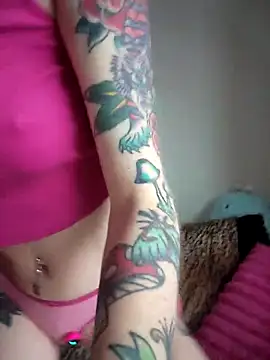 LucidLucy online show from 02-03-26, 02:22