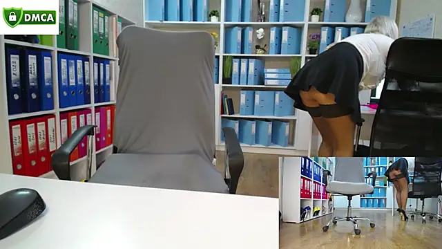 secret-office online show from 10-23-25, 05:18